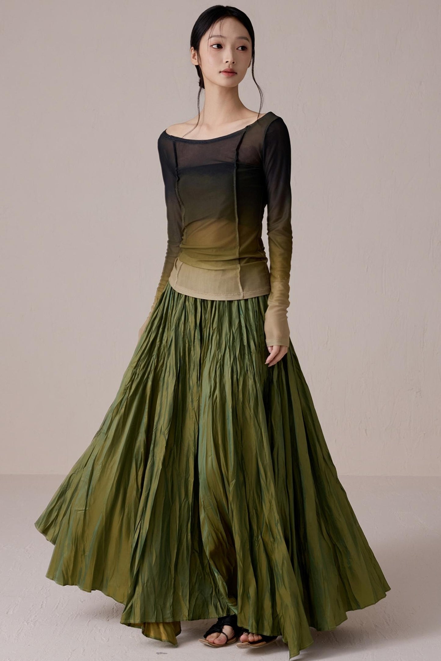 Slim Fit Gradient Mesh Tee