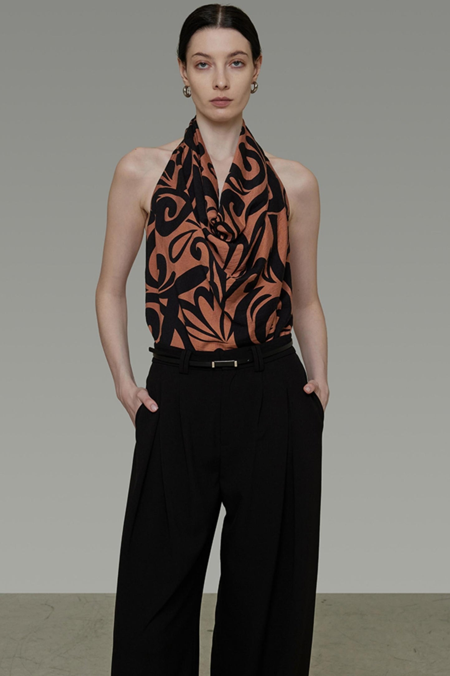 Swing Neck Strapless Summer Top