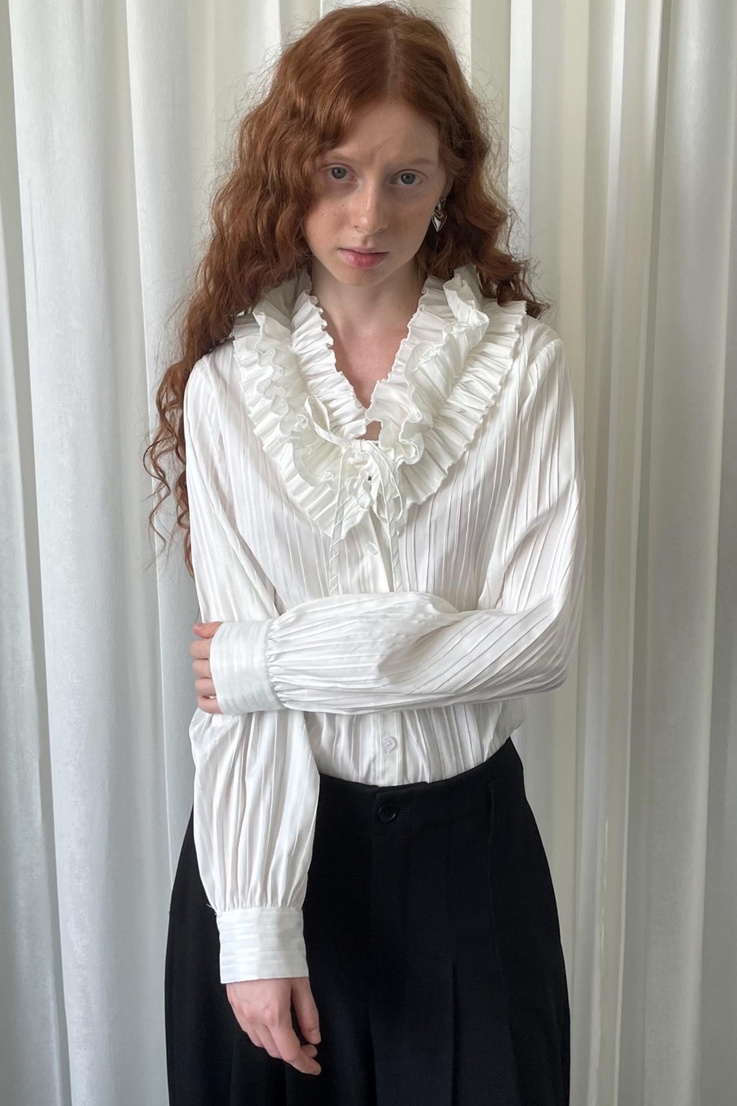 Big Lace Tie Long Sleeve Shirt