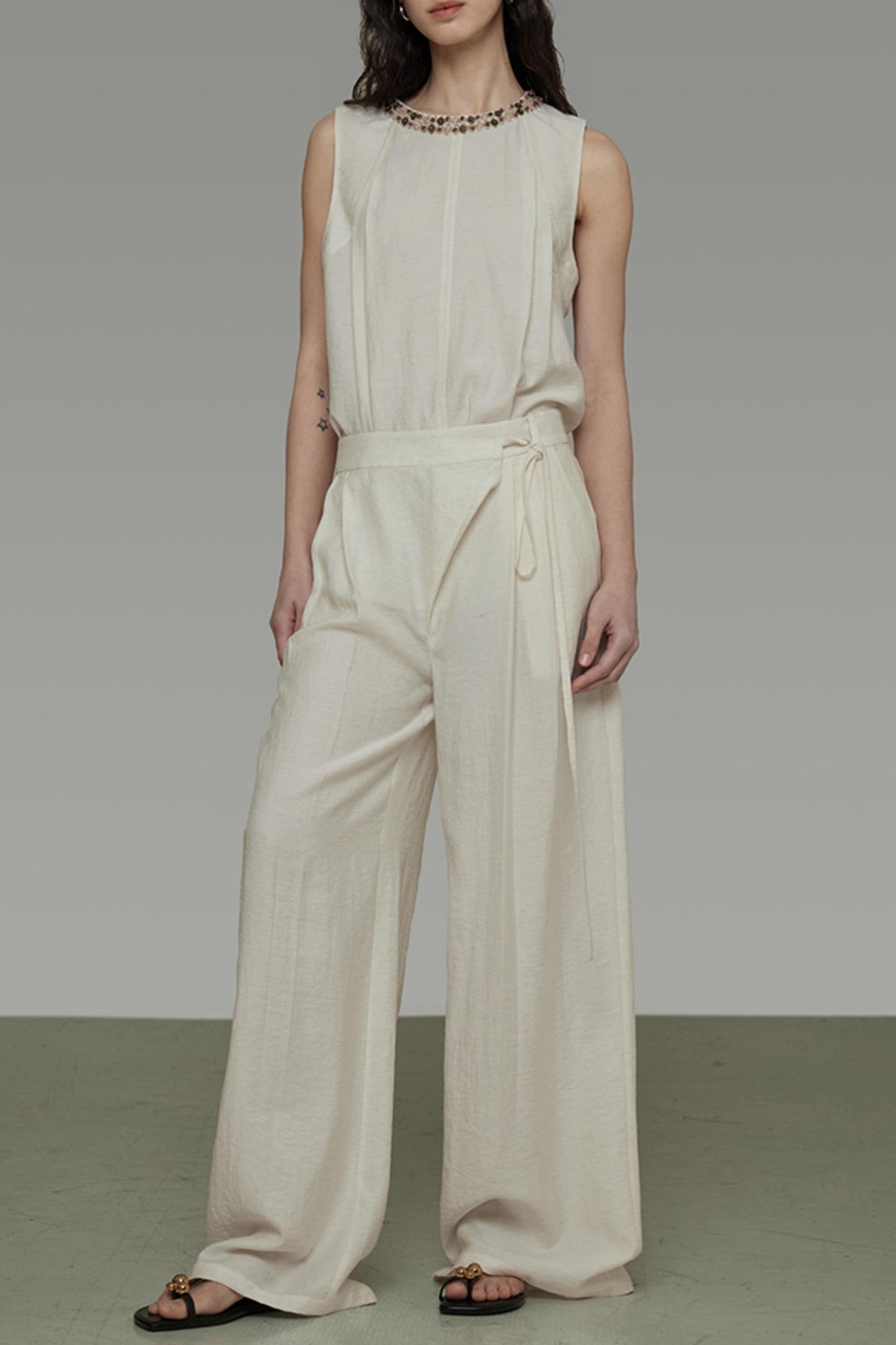 Simple Union Collar Vest