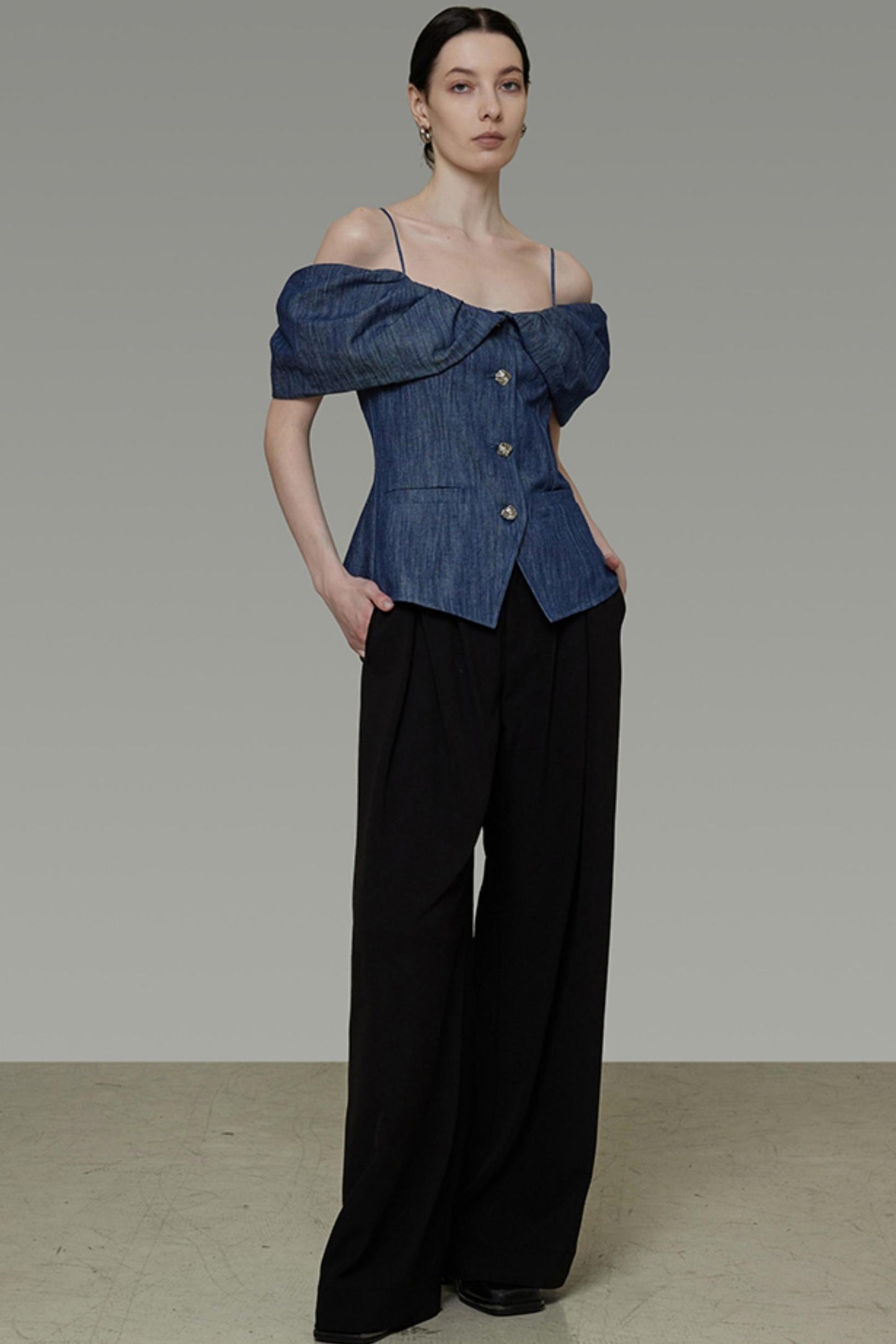 One-Shoulder Bubble Sleeve Top