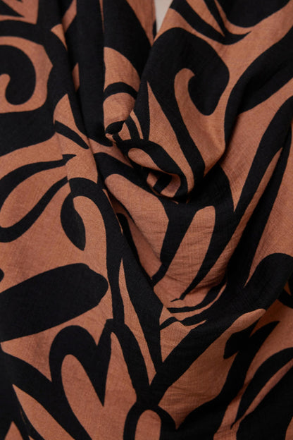 Swing Neck Strapless Summer Top