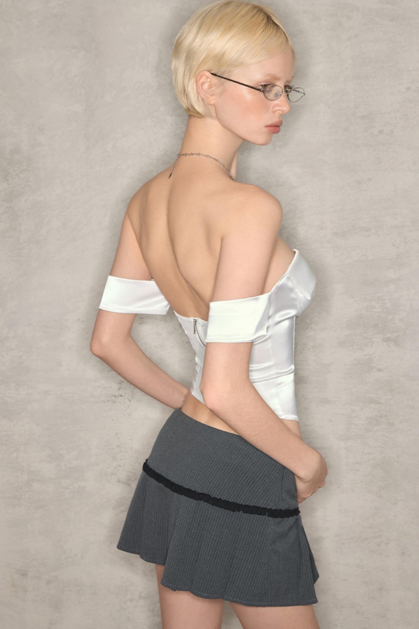 Spicy Striped Pleated Skirt