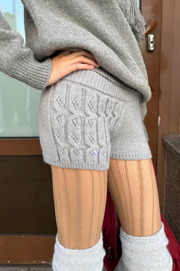 Vintage Wool Cable Sweater Set-Up