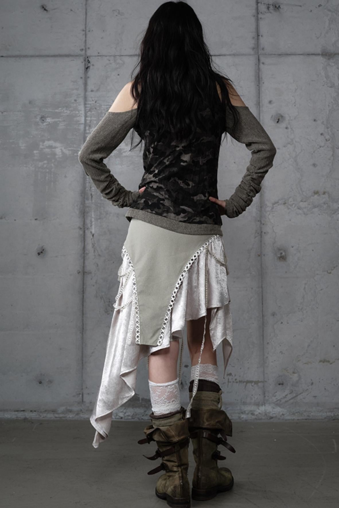 Irregular Leaky Leg Skirt