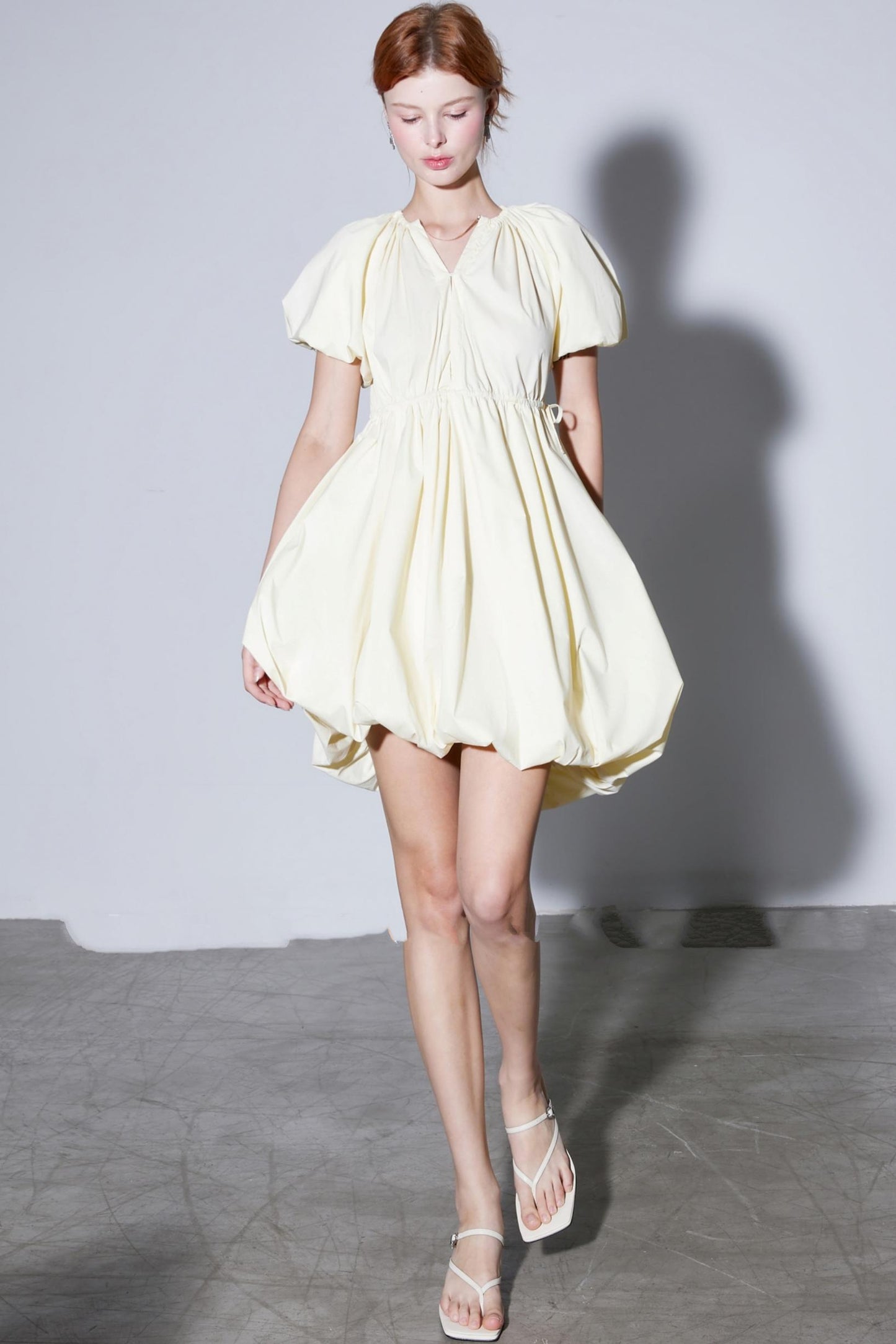 Elegant Cotton-Poplin V-Neck Puff Sleeve Bud Dress