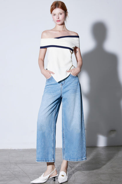 French Commuting One-Shoulder Plaid Top