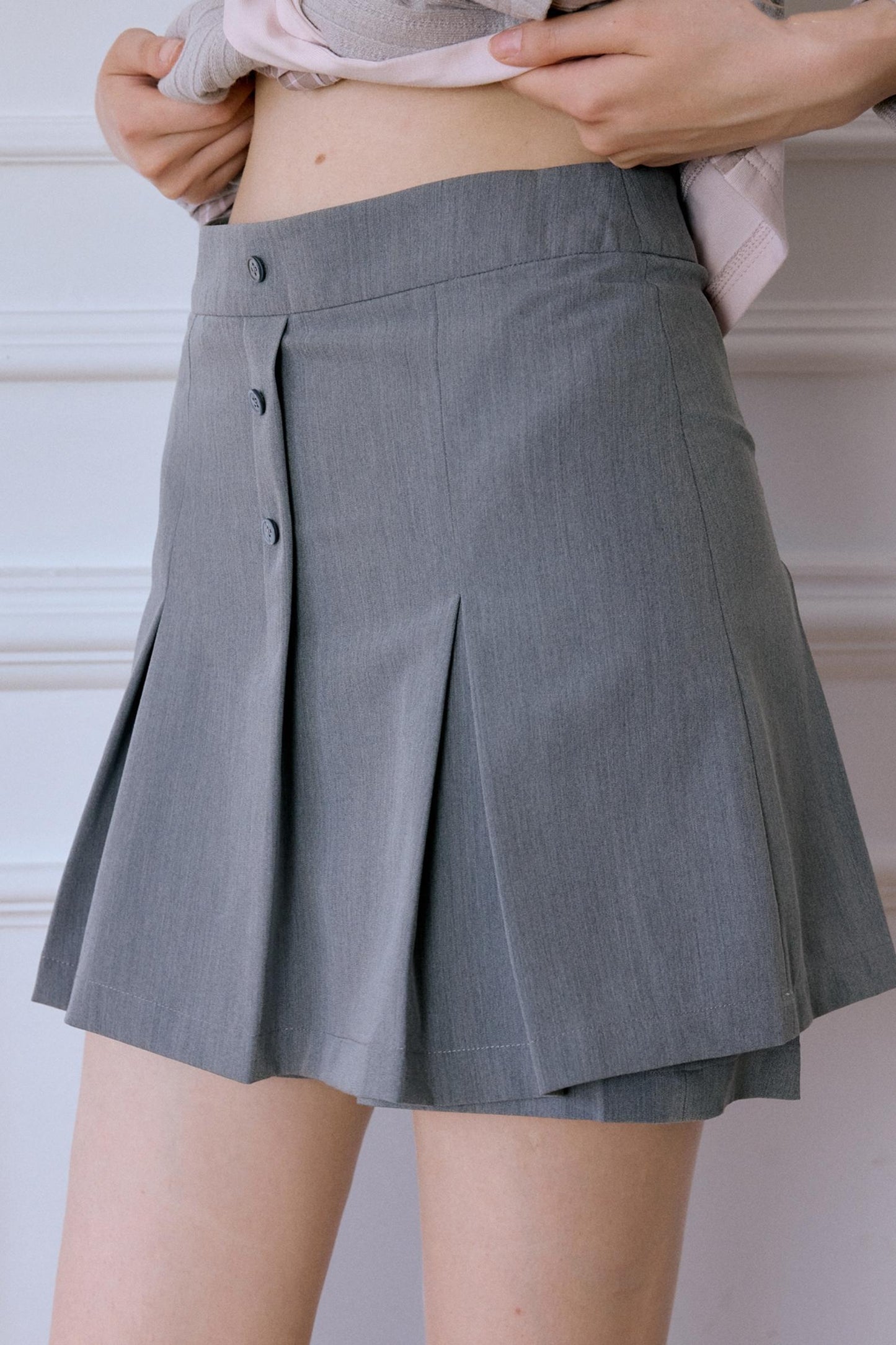Artists Gray Pleated Culottes Skirt