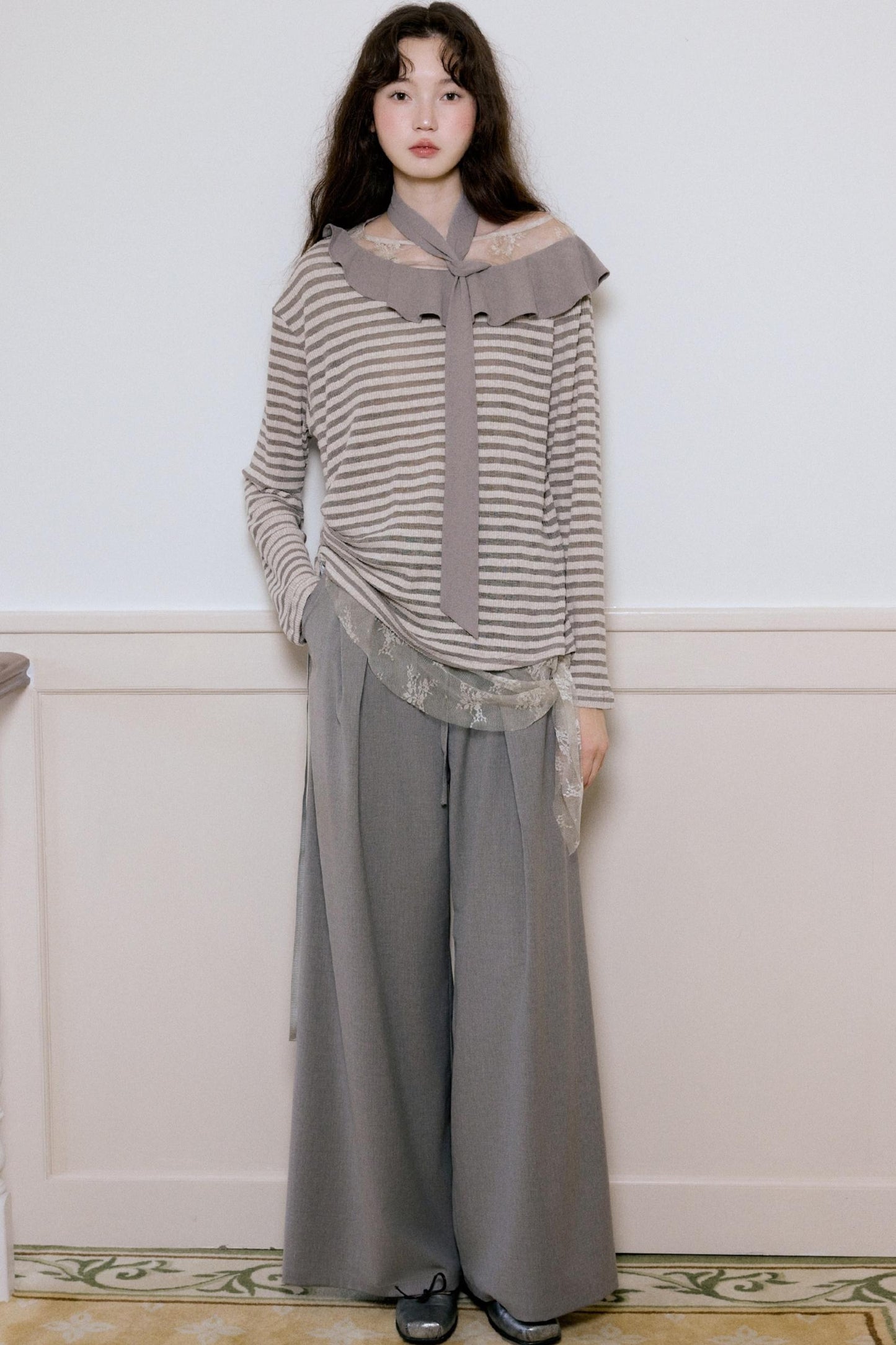 Gray Loose-Fitting Wide-Leg Pants