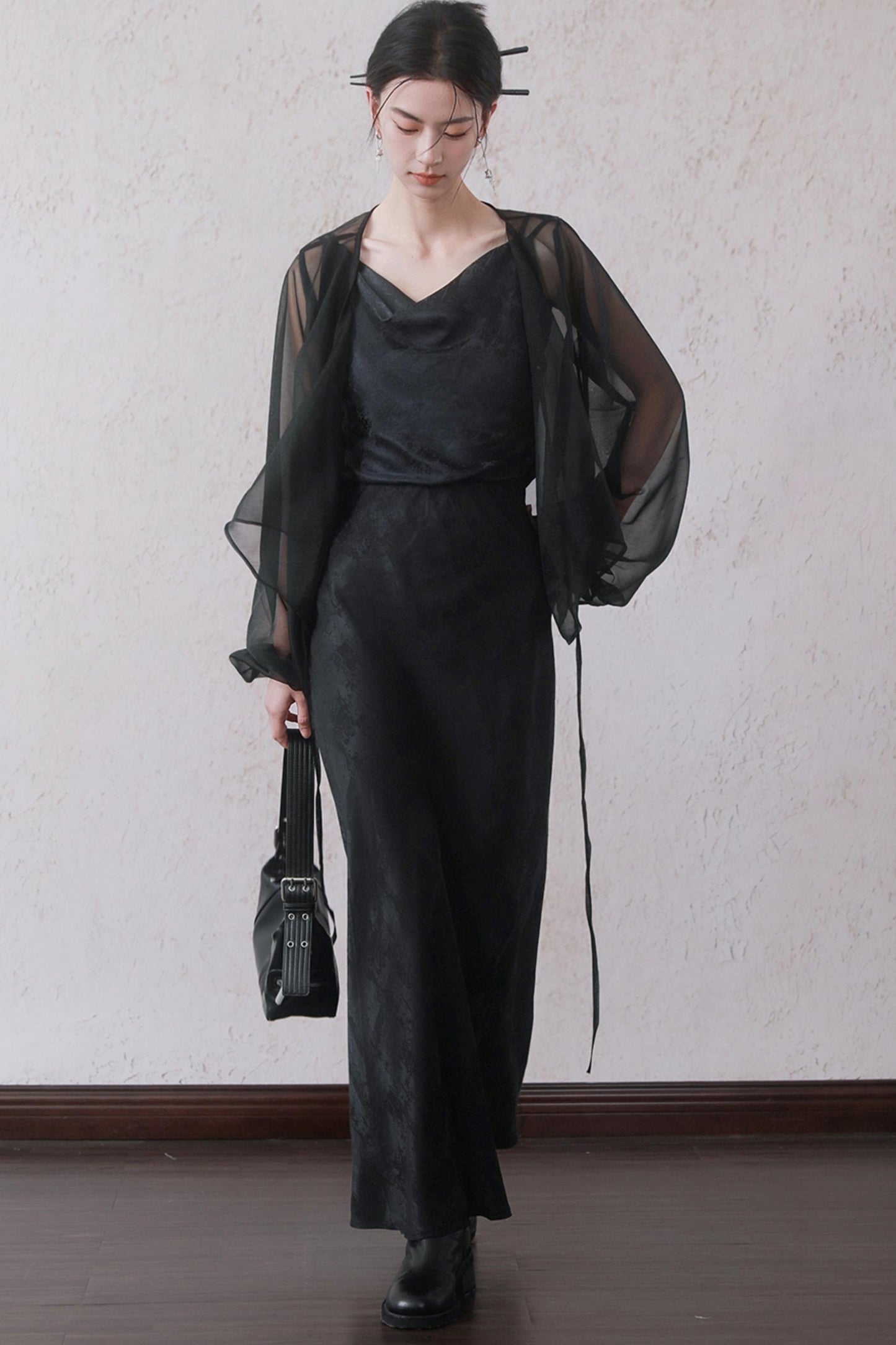 Modern Han-Inspired Suspender Skirt Set-Up