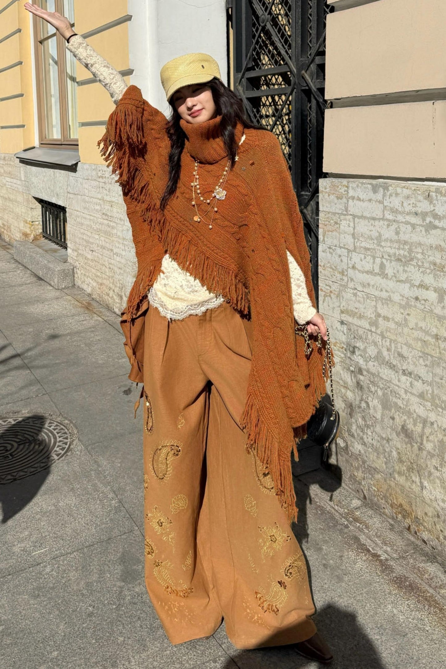 Retro Lace Long Sleeves Top