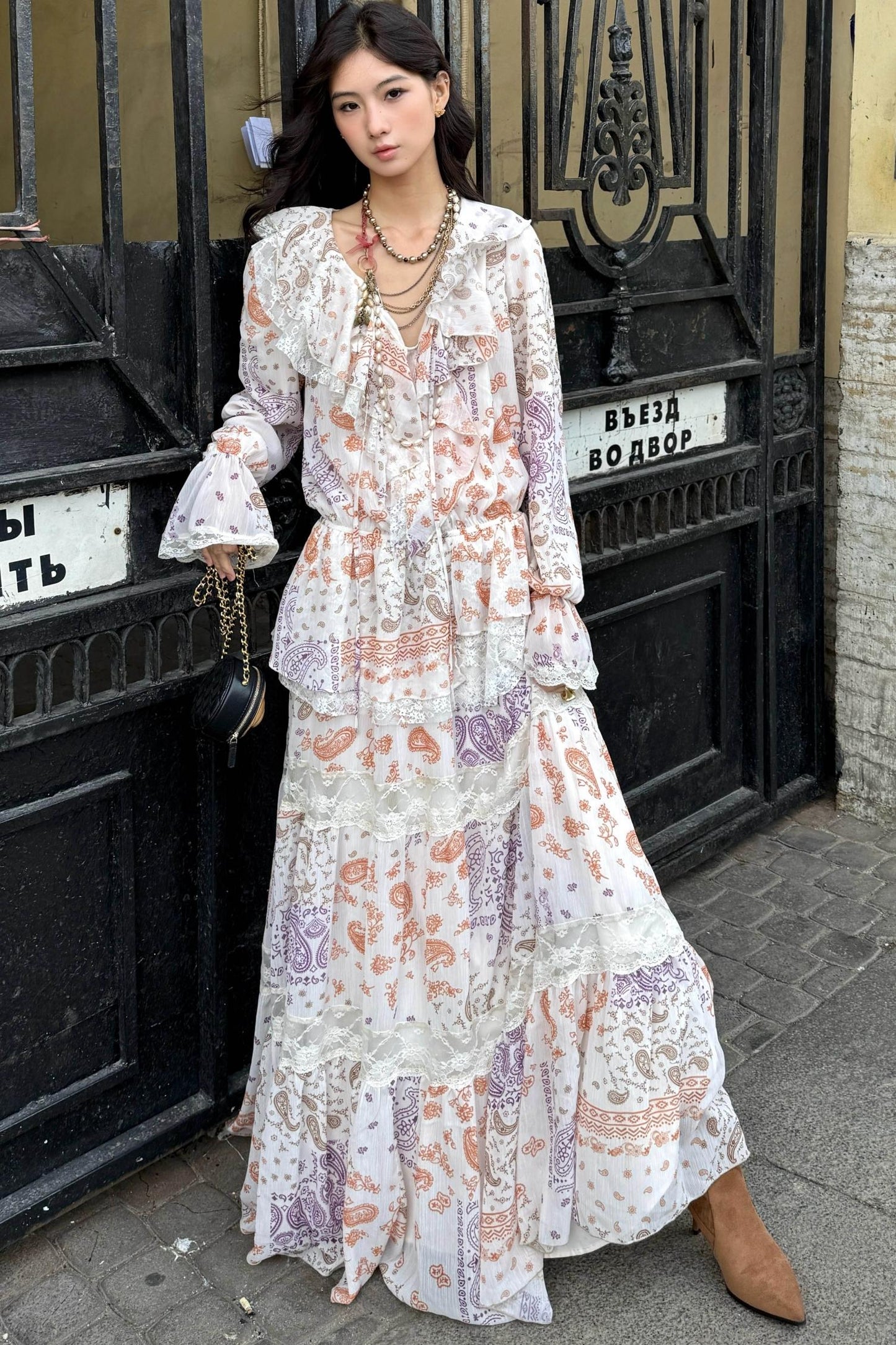 Cashew Flower Vintage Lace Dress Set-Up