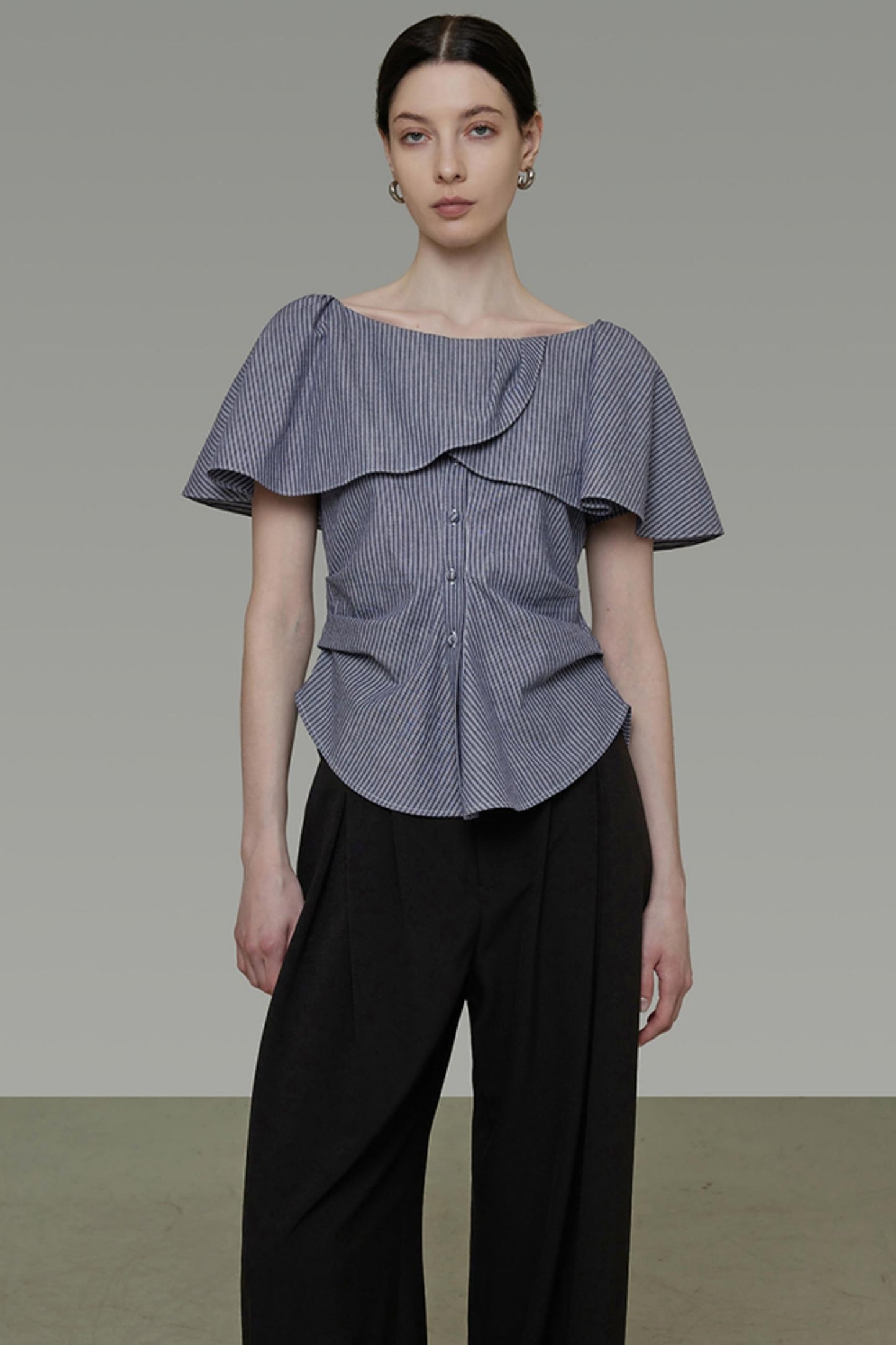 Chic One-Shoulder Lace Stripe Blouse