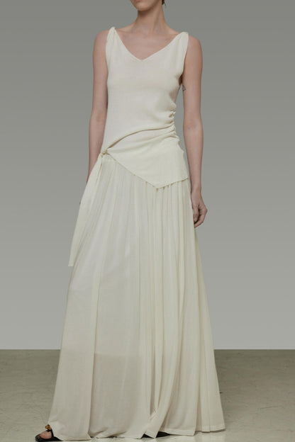 Flowing Pleated Skirt