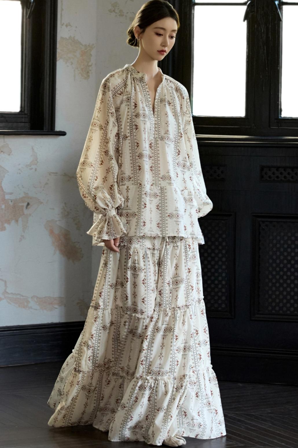 Romantic Ethnic Printed V-Neck Pullover Shirt