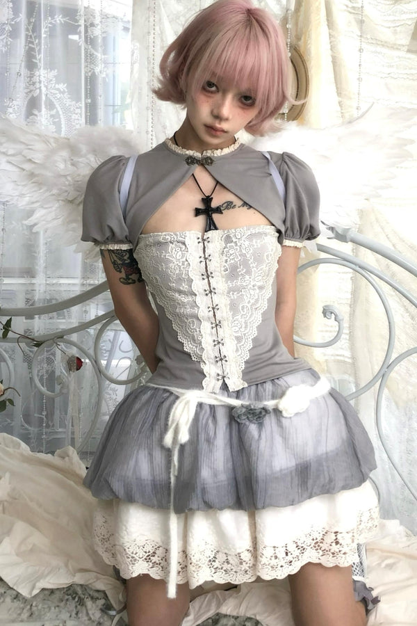 Flower Lantern Cake Skirt Set-Up