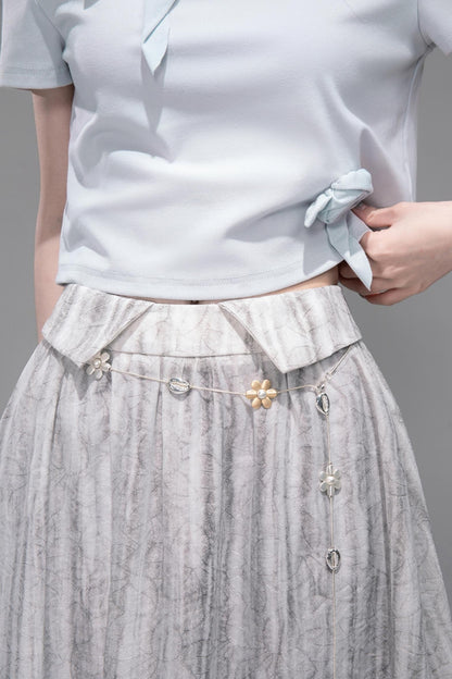 Sophisticated Three-Dimensional T-Shirt