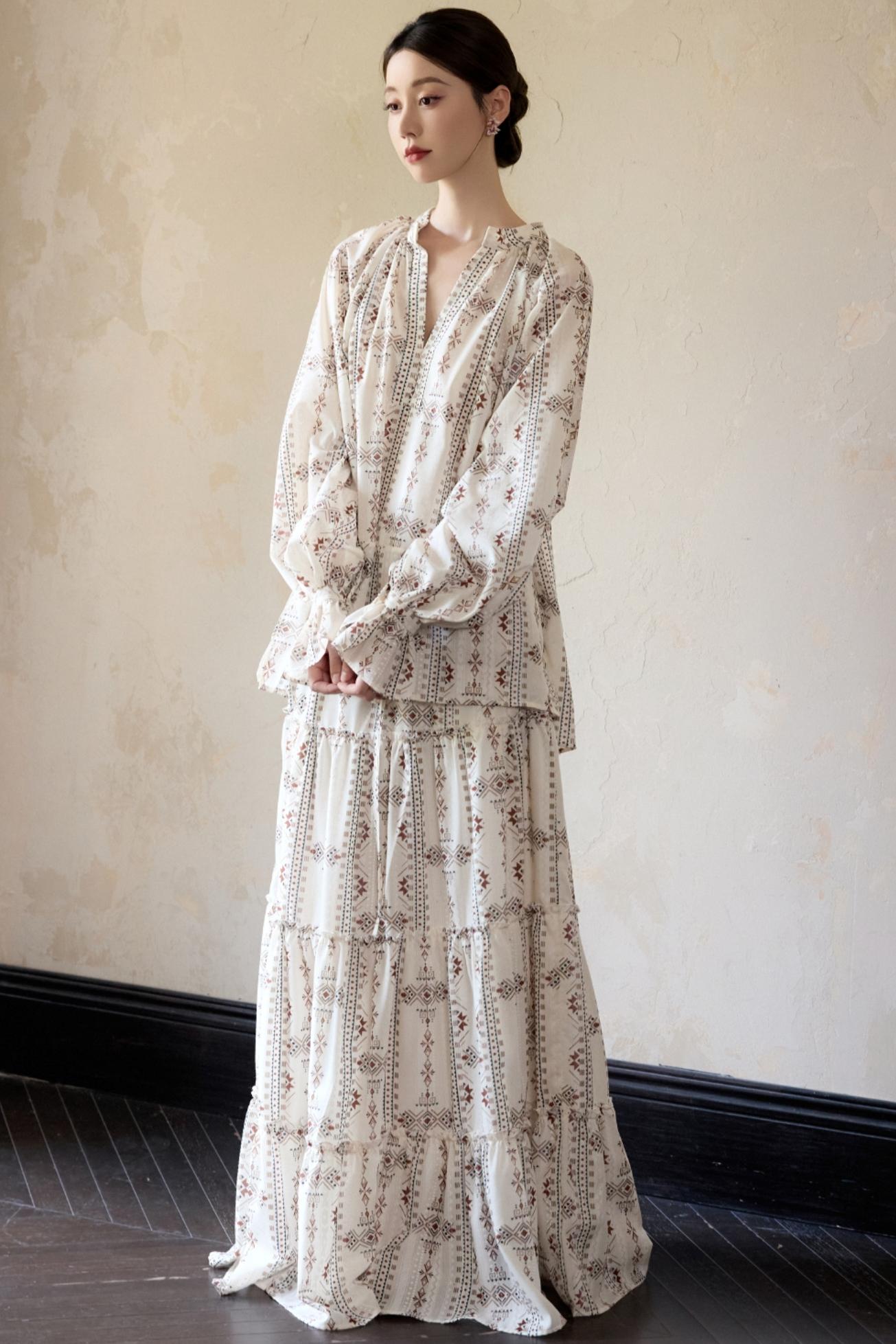 Romantic Ethnic Printed V-Neck Pullover Shirt