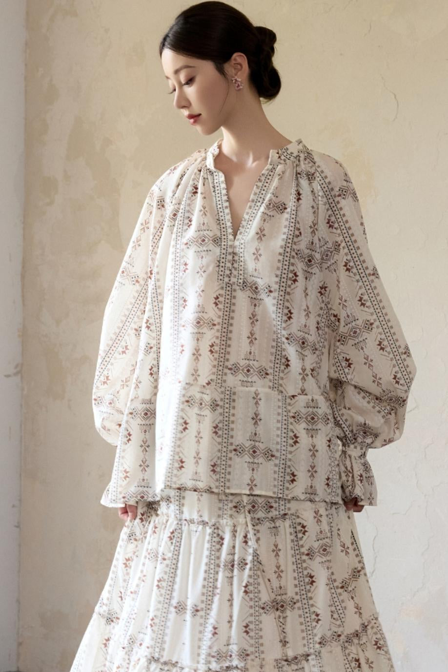 Romantic Ethnic Printed V-Neck Pullover Shirt