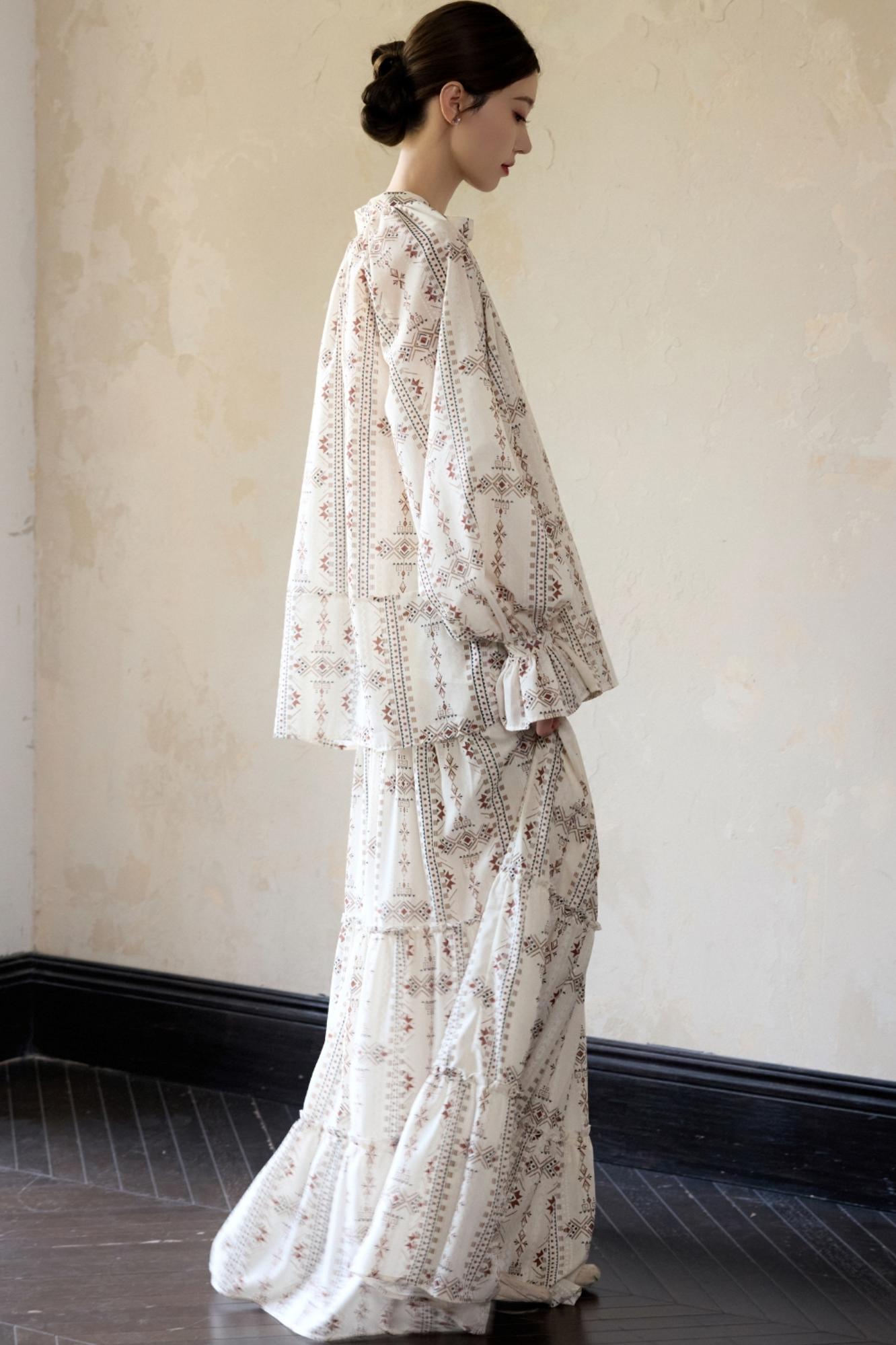 Romantic Ethnic Printed V-Neck Pullover Shirt