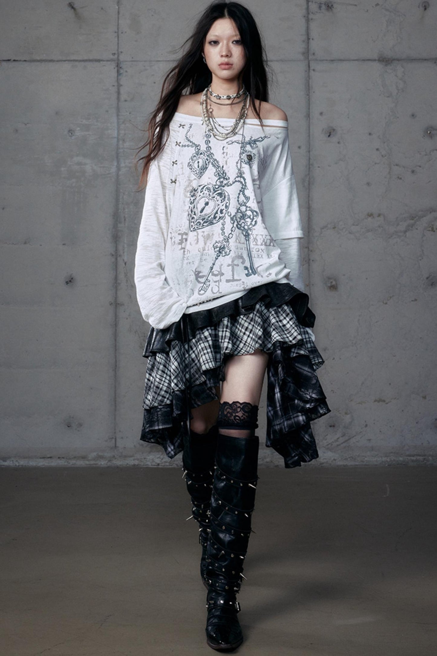 Dark Retro Plaid Leather Skirt