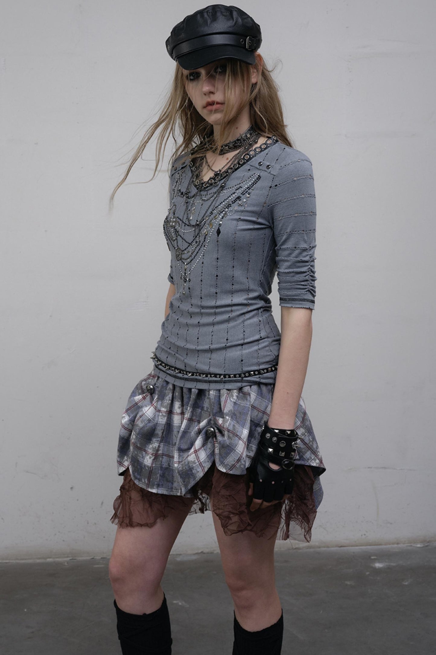 Retro V-Neck Tee Set-Up