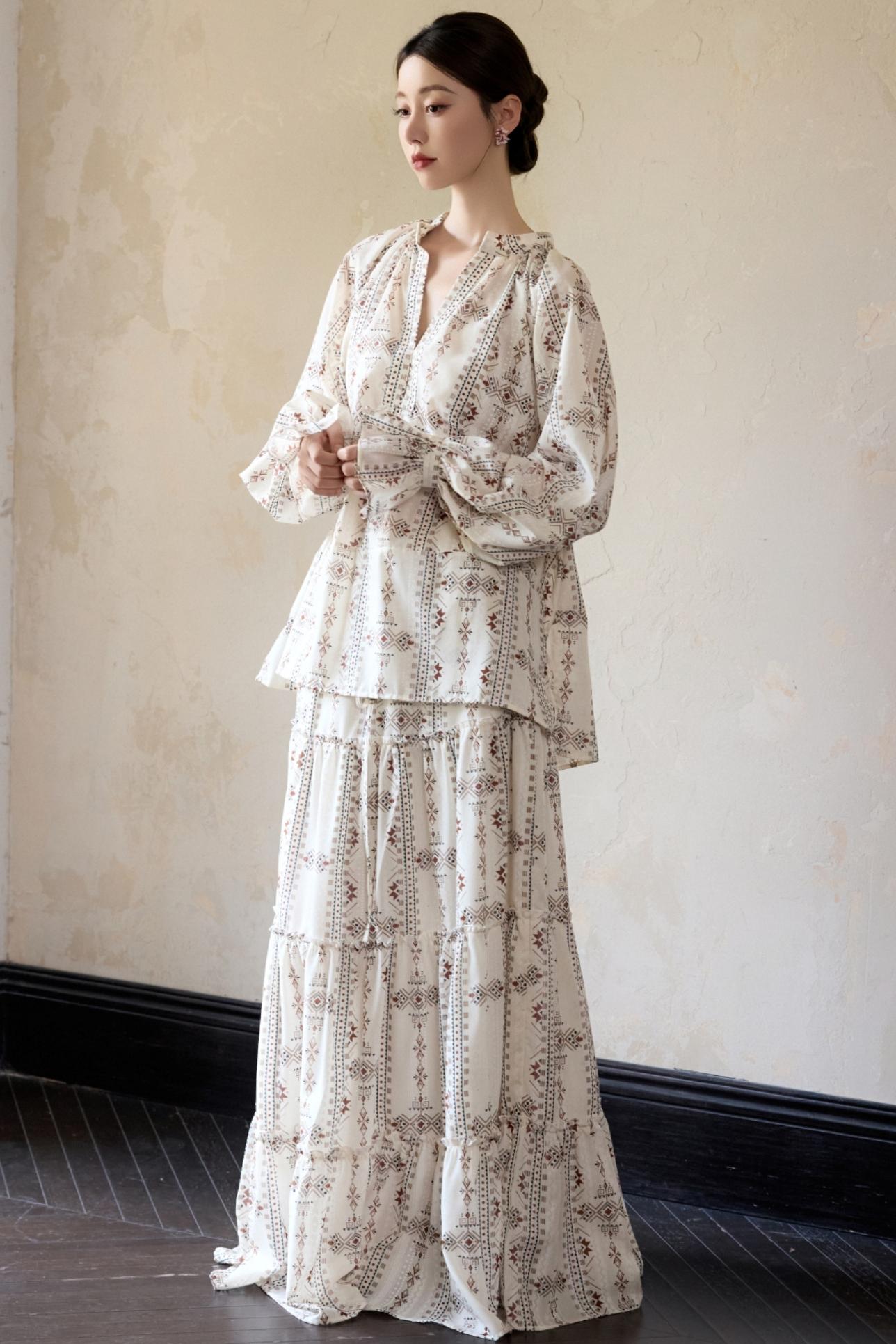 Romantic Ethnic Printed V-Neck Pullover Shirt