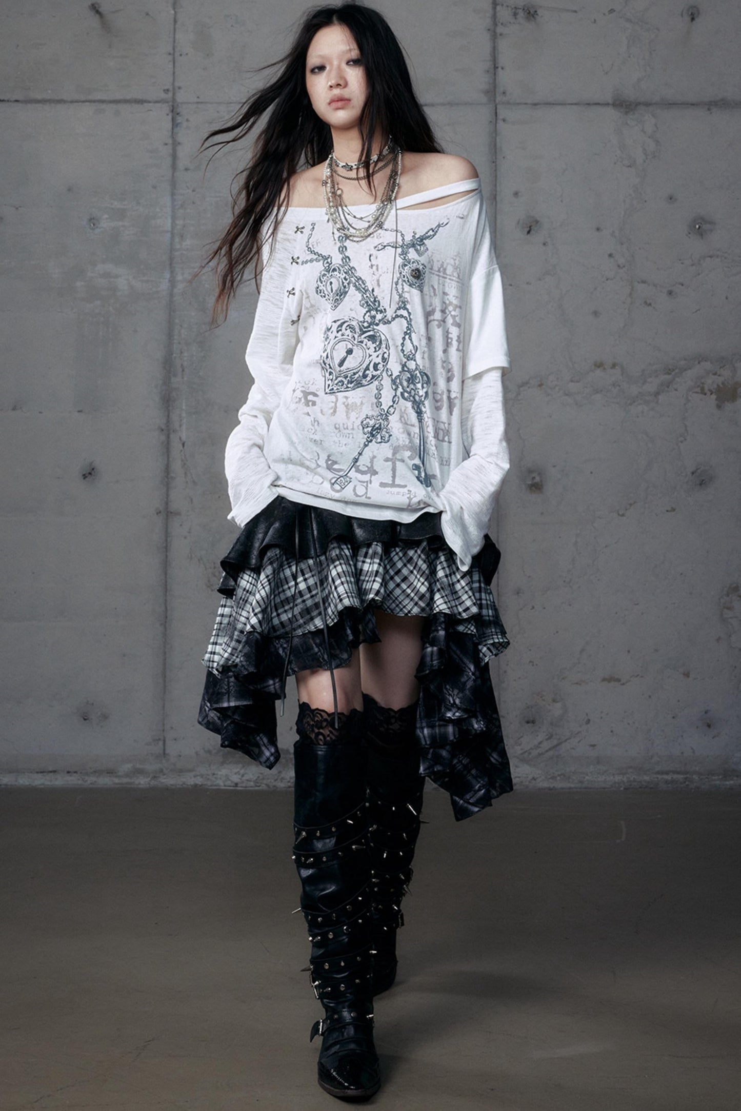 Dark Retro Plaid Leather Skirt