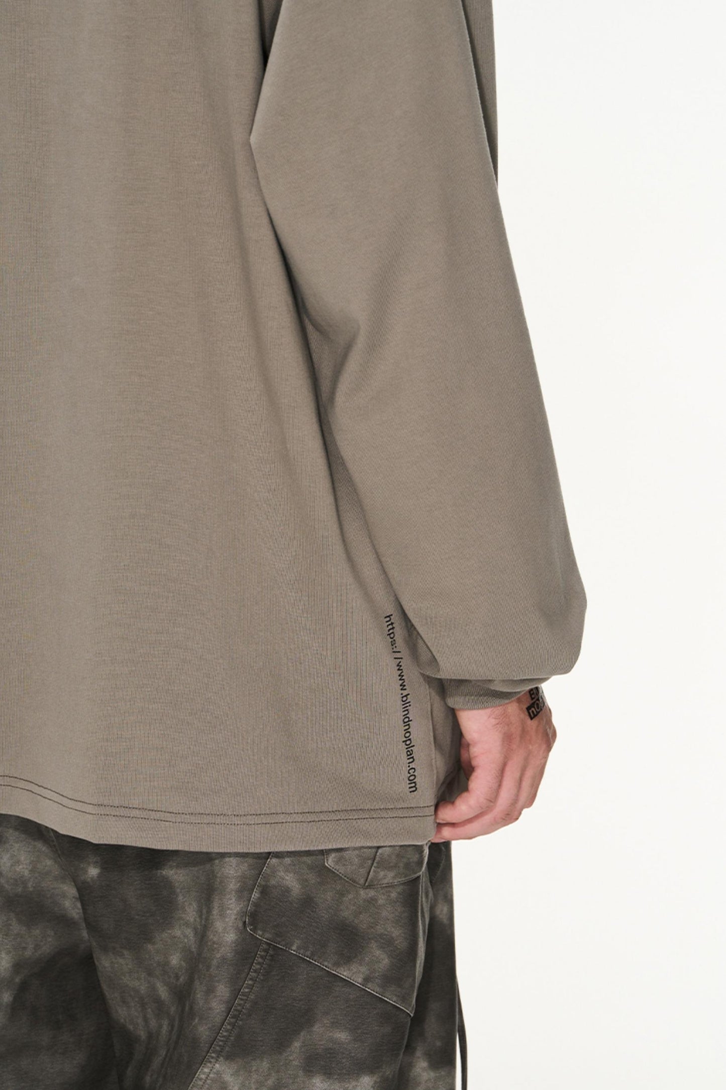 Base Logo Loose T-Shirt