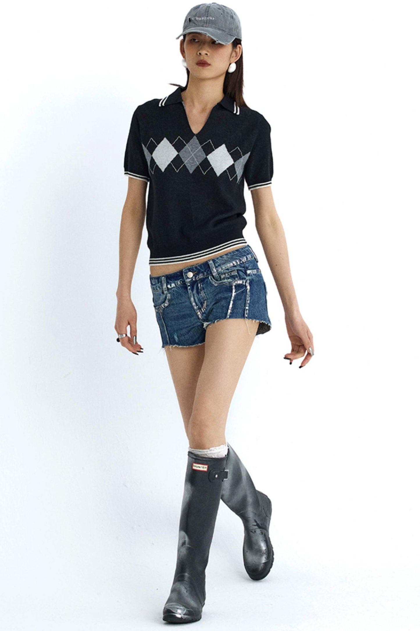 Vintage Diamond V-Neck Tee