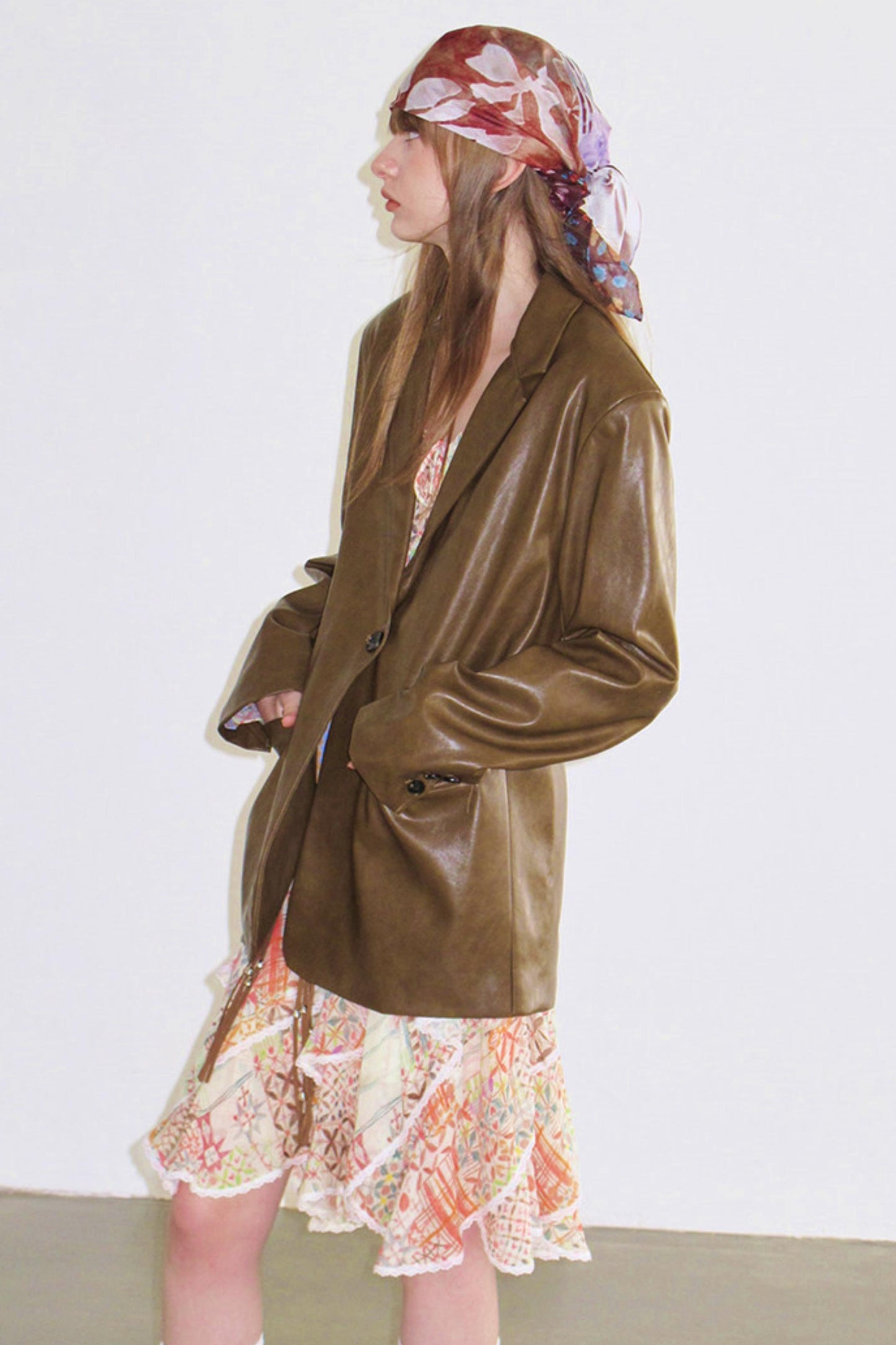 Glänzende gewaschene Lederjacke