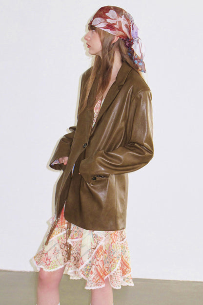 Glänzende gewaschene Lederjacke
