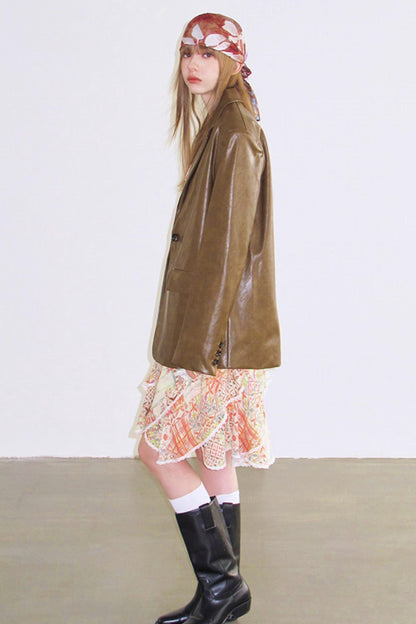 Glänzende gewaschene Lederjacke