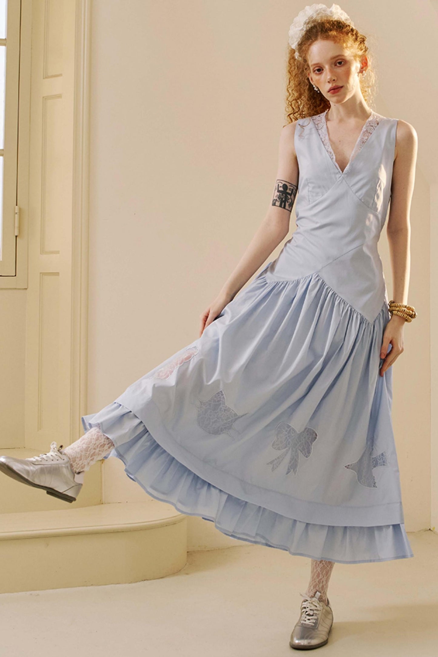 Elegant Lace V-Neck Dress