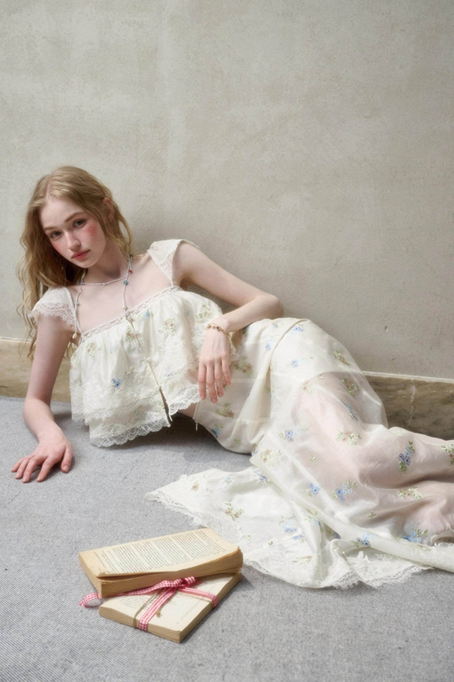 Airy Floral Ensemble Skirt Set-Up