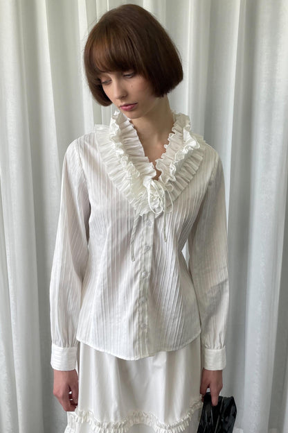 Big Lace Tie Long Sleeve Shirt