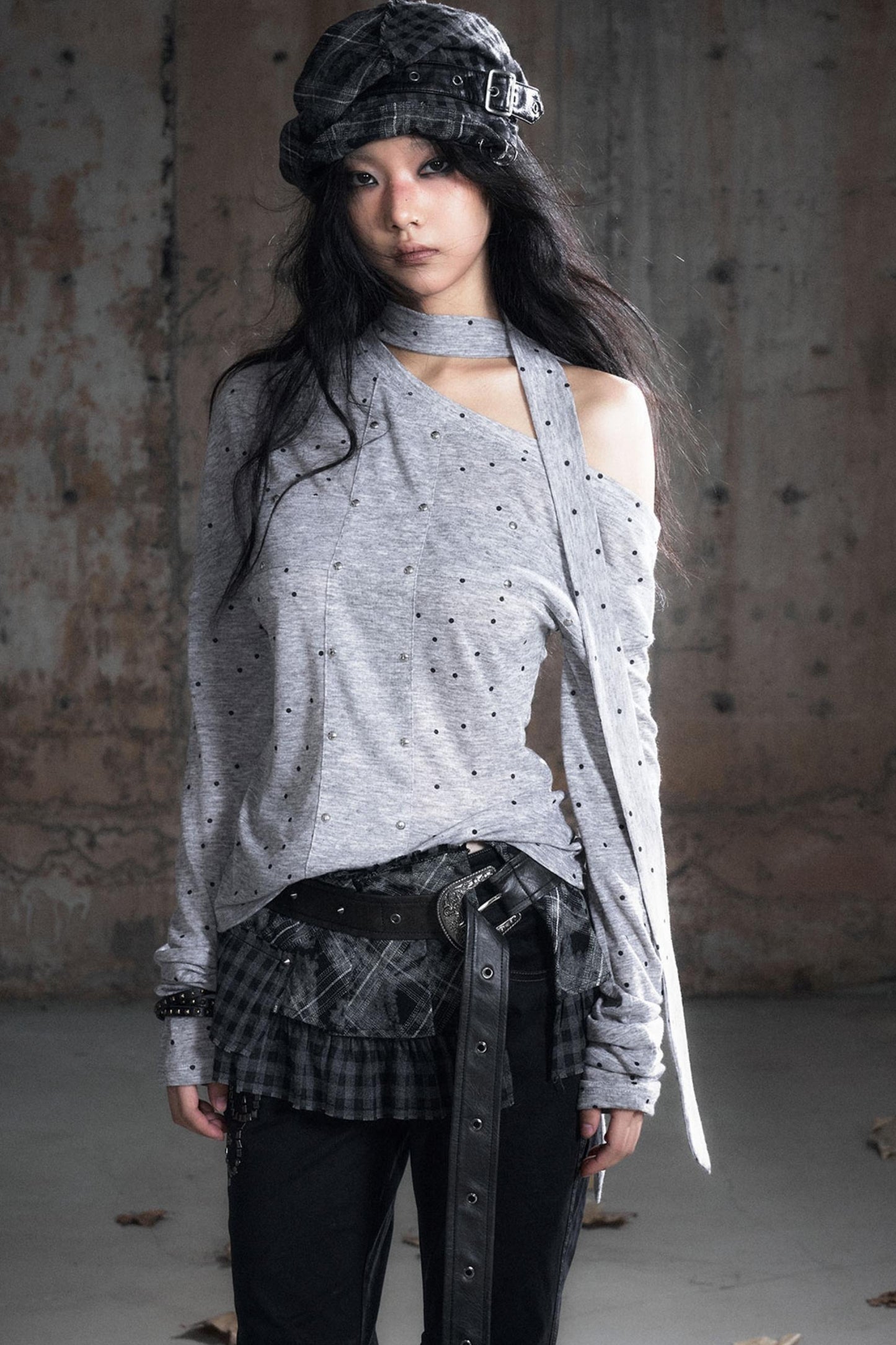 Cross-Print Knit Long Sleeve T-Shirt