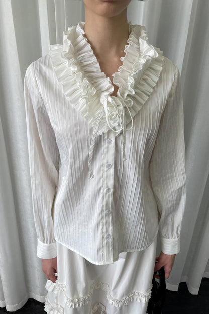 Big Lace Tie Long Sleeve Shirt