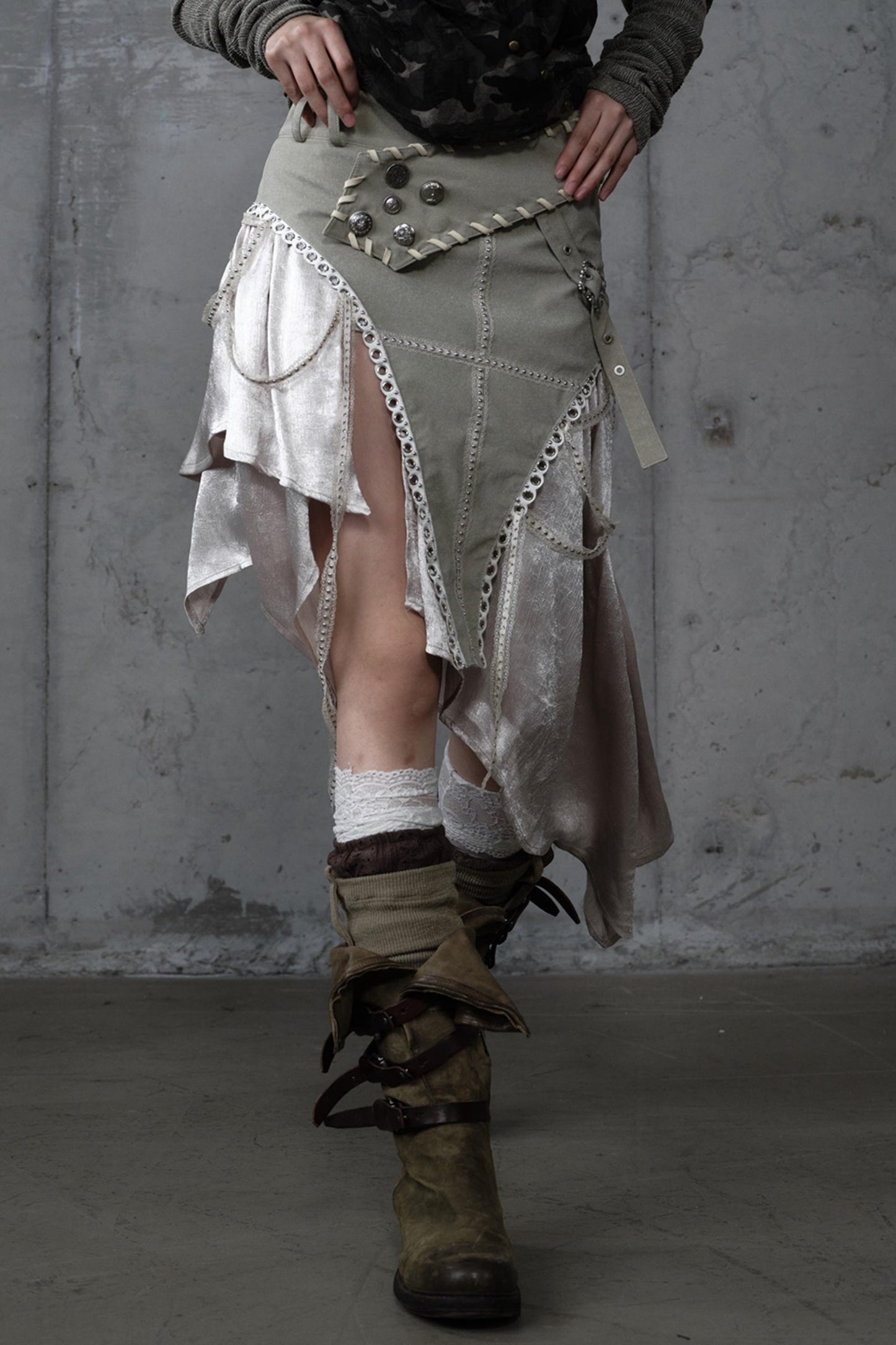 Irregular Leaky Leg Skirt