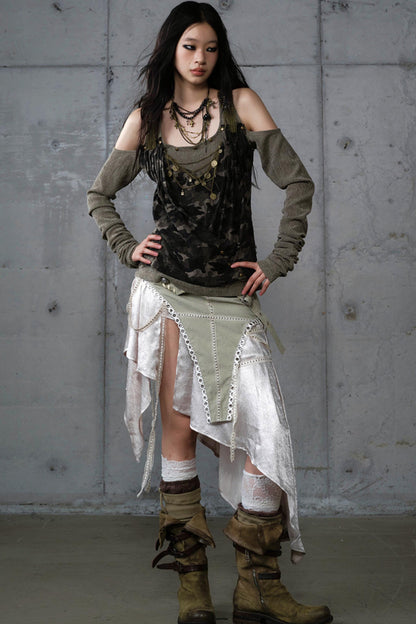 Leaky Shoulder Long Sleeve Top