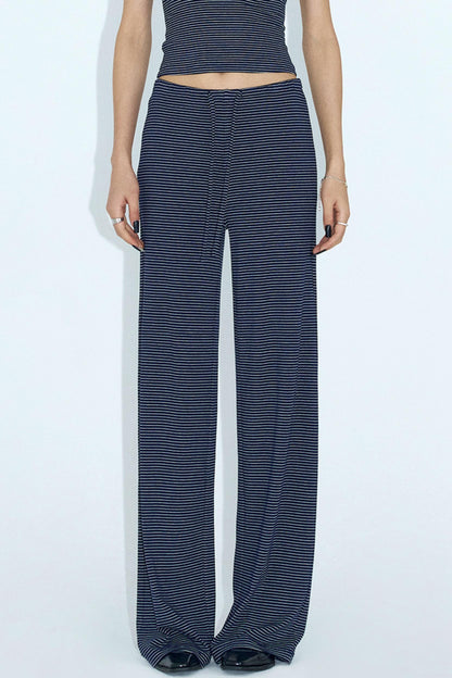 Slimming Striped Yoga Set with Shorts Set-Up