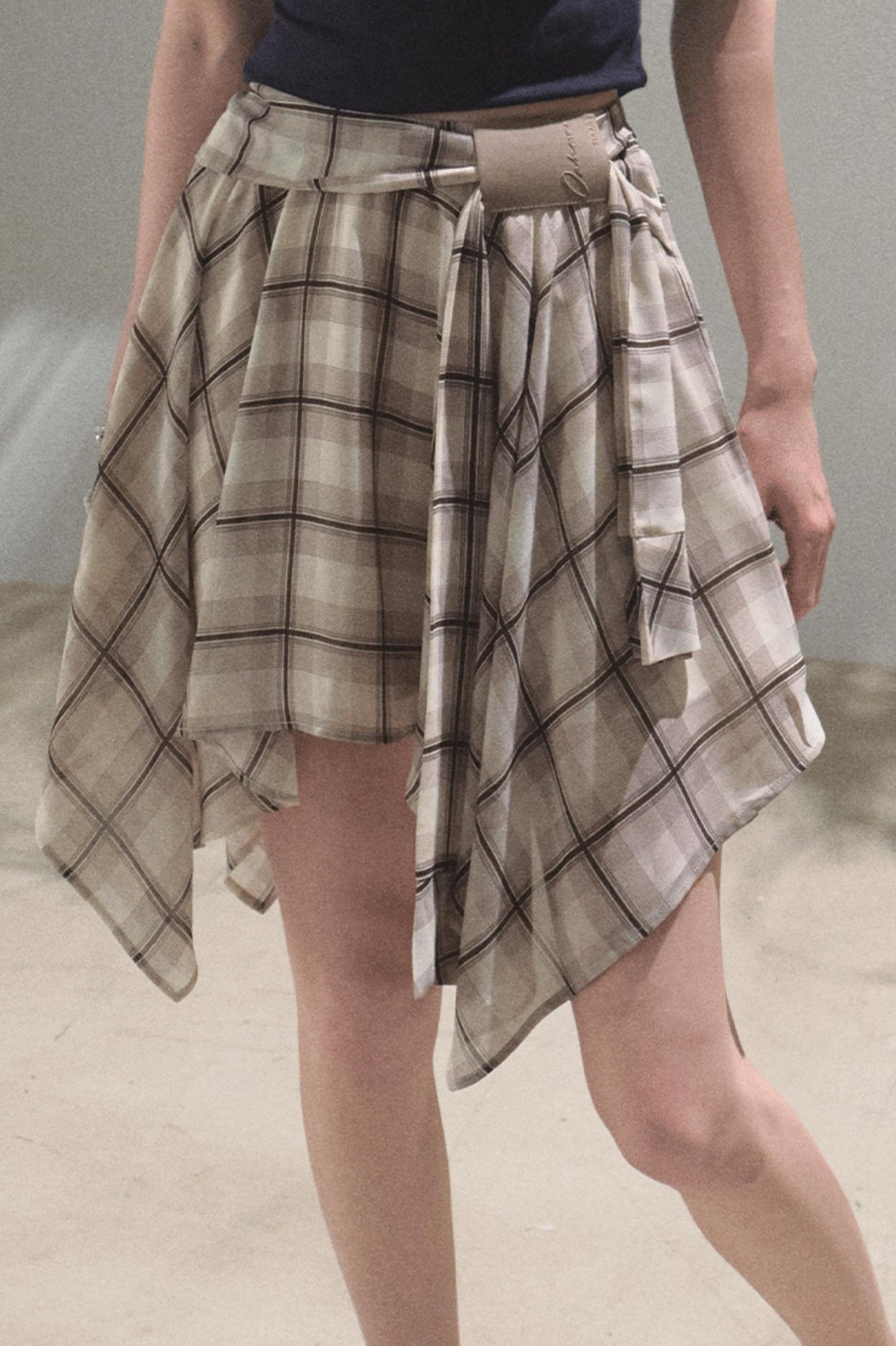 Love Ripple Plaid Skirt