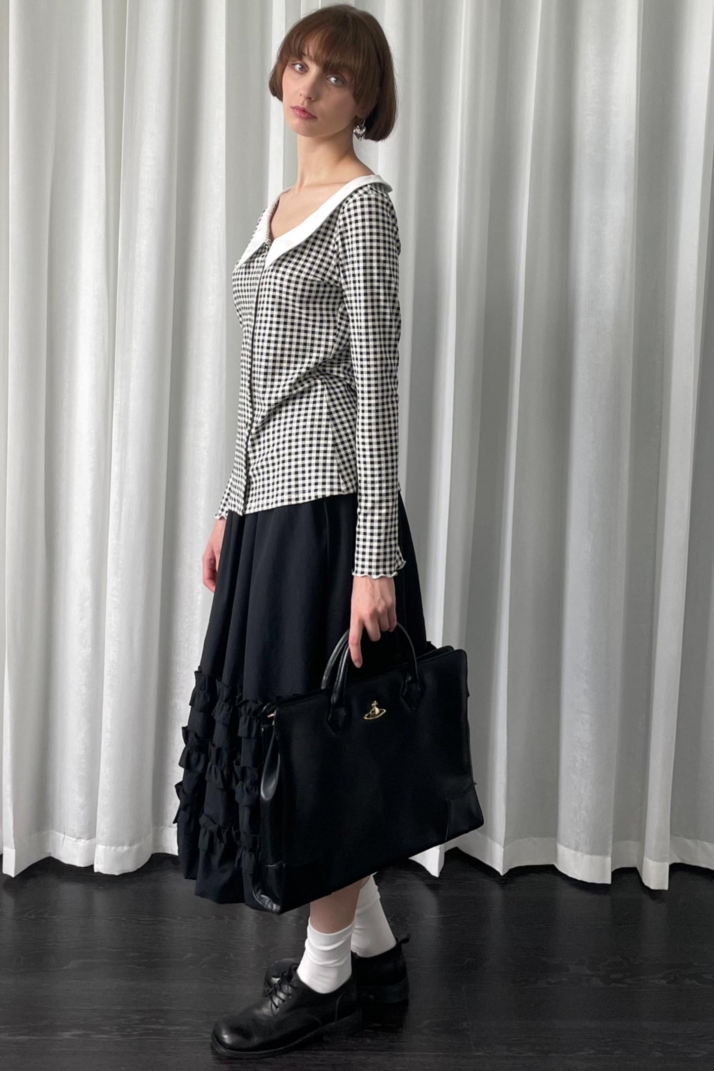 Pointed Neck Long Sleeve Shirt