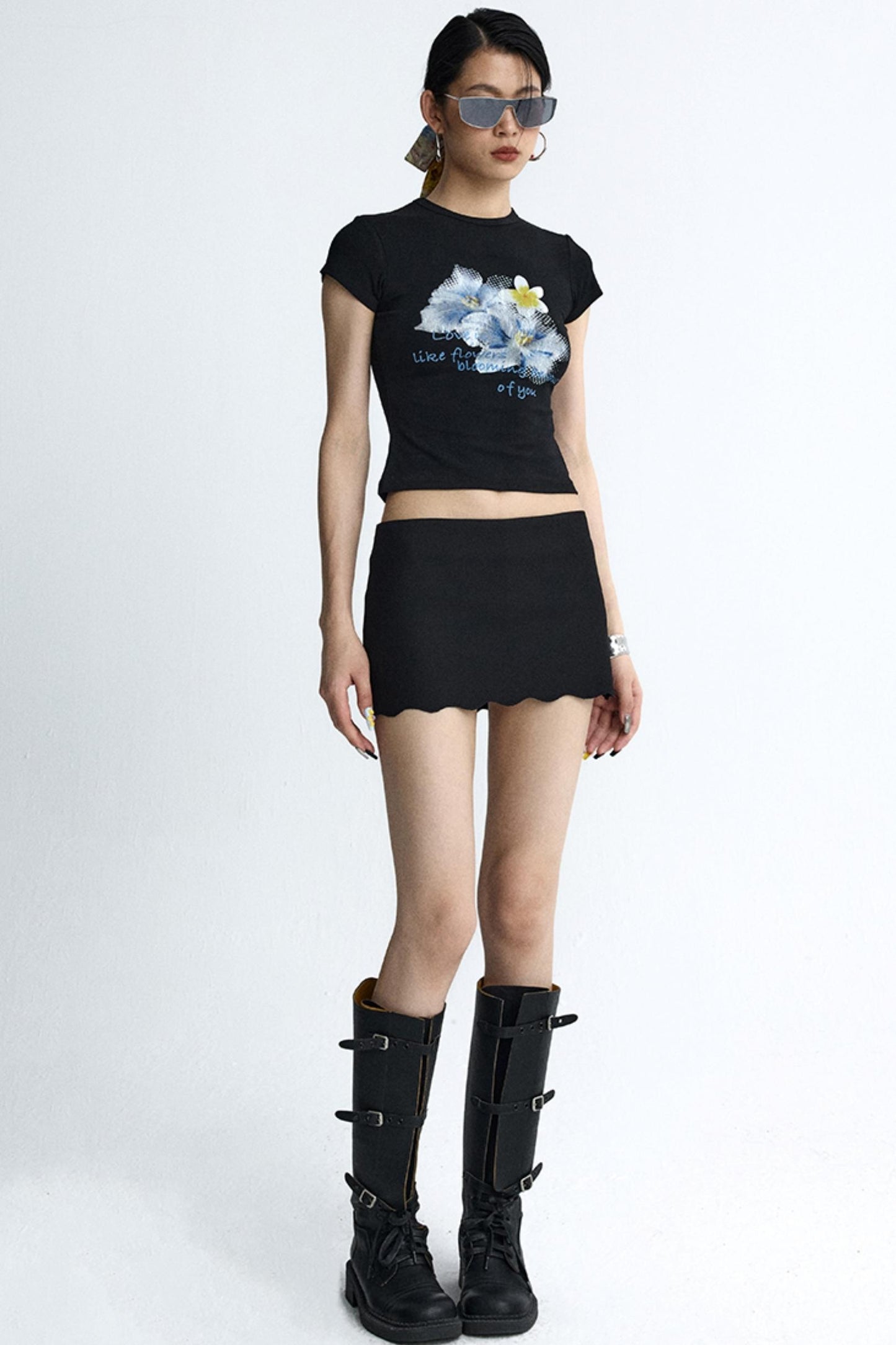 Retro Black Floral Crop T-Shirt
