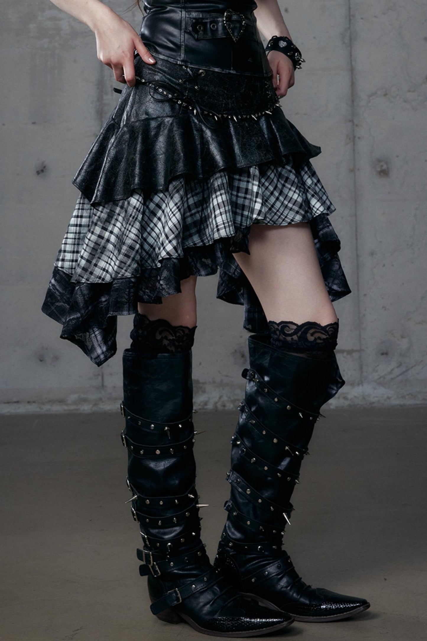 Dark Retro Plaid Leather Skirt