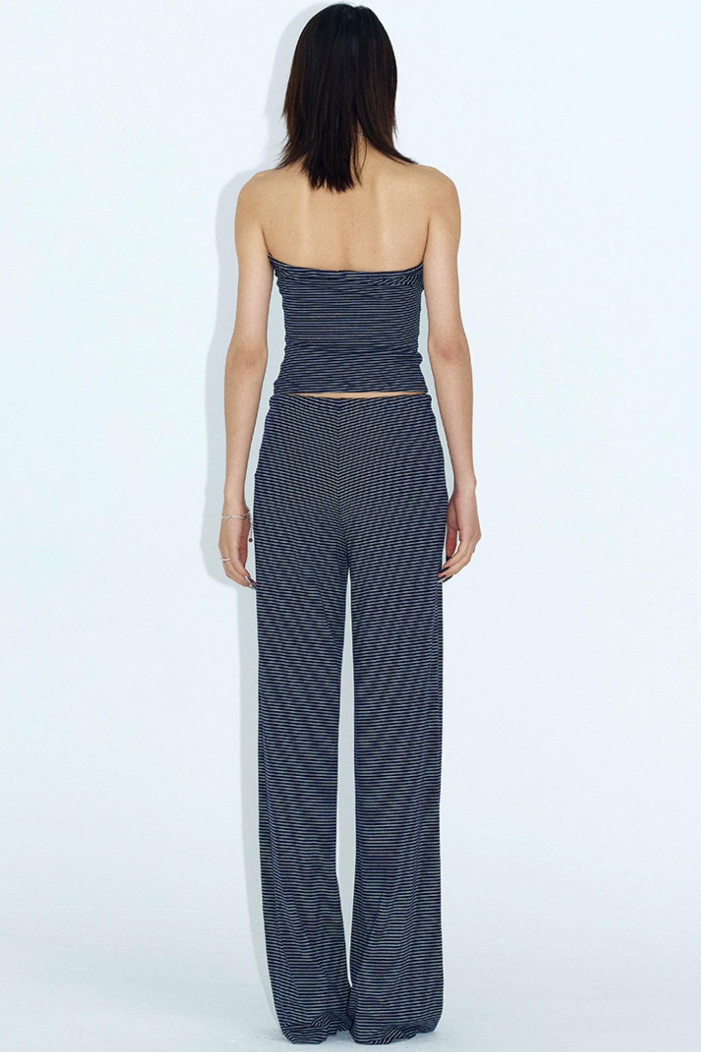 Slimming Striped Yoga Set with Shorts Set-Up