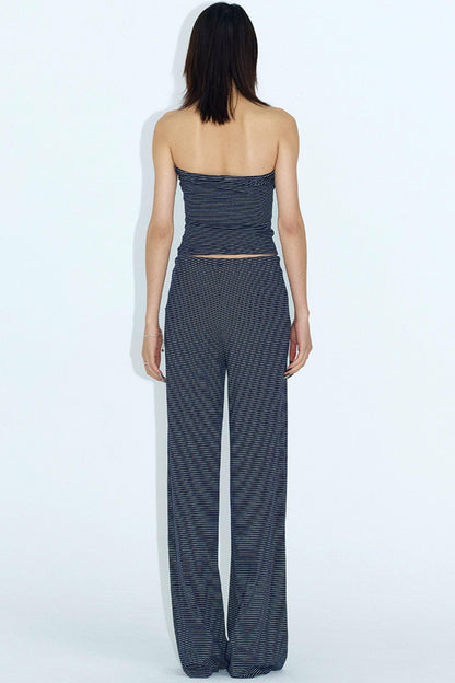 Slimming Striped Yoga Set with Shorts Set-Up