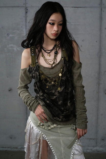 Leaky Shoulder Long Sleeve Top