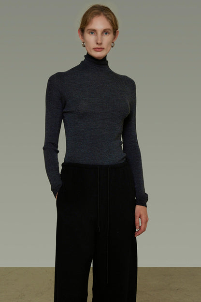 Autumn Wool Turtleneck Sweater