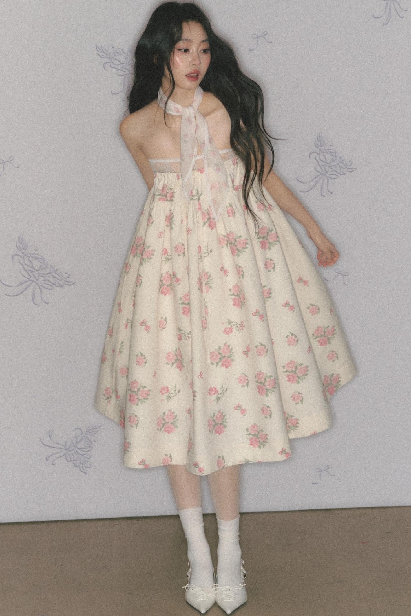 Rose Print Silk Scarf High-Waisted Chic Dress